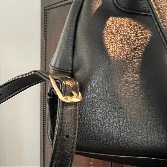 FOREVER 21 - Dapper Mini Backpack - Picture 5 of 9